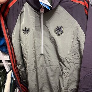 Adidas Bayern Munich terrace icons 1/4 zip jacket windbreaker Sz L Originals